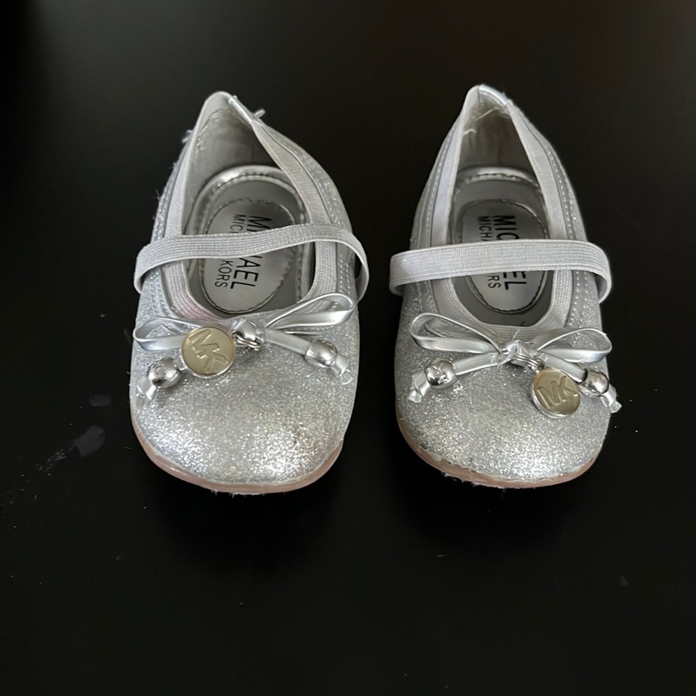 Toddler girls Michael Kors shoes size 7